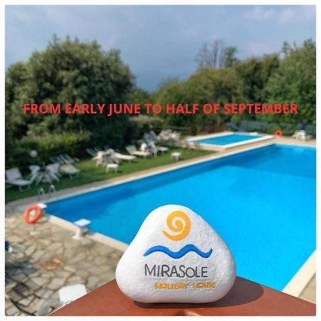 Mirasole Holiday House Leggiuno Exterior photo